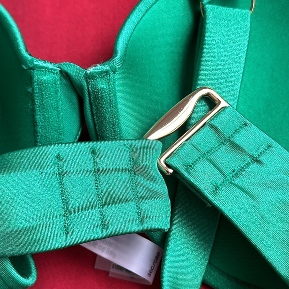 Victoria’s Secret Swim Shine Strap Green Sexy Push Up Bikini Top Size 36C NWT - Picture 5 of 6
